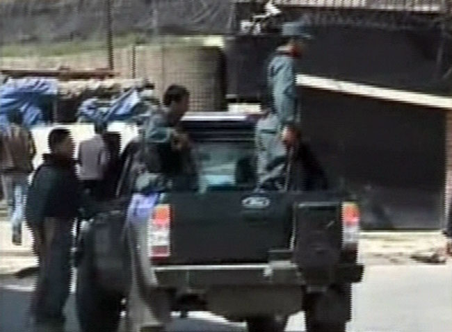 काबुल पर तलिबान का हमला, 12 जगहों पर धमाके