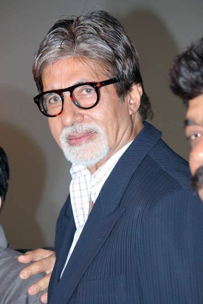 बिग बी ने बढ़ाई विधु विनोद चोपड़ा के फिल्म फेस्टिवल की शान