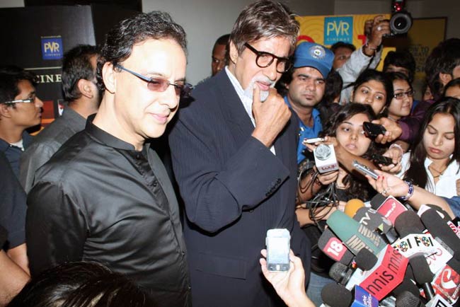 बिग बी ने बढ़ाई विधु विनोद चोपड़ा के फिल्म फेस्टिवल की शान