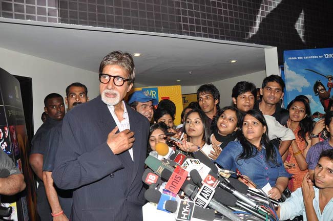 बिग बी ने बढ़ाई विधु विनोद चोपड़ा के फिल्म फेस्टिवल की शान