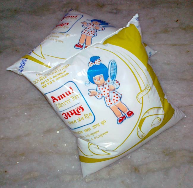 15 अप्रैल 2012: तस्‍वीरों में देखें दिनभर की बड़ी खबरें | पढ़ें