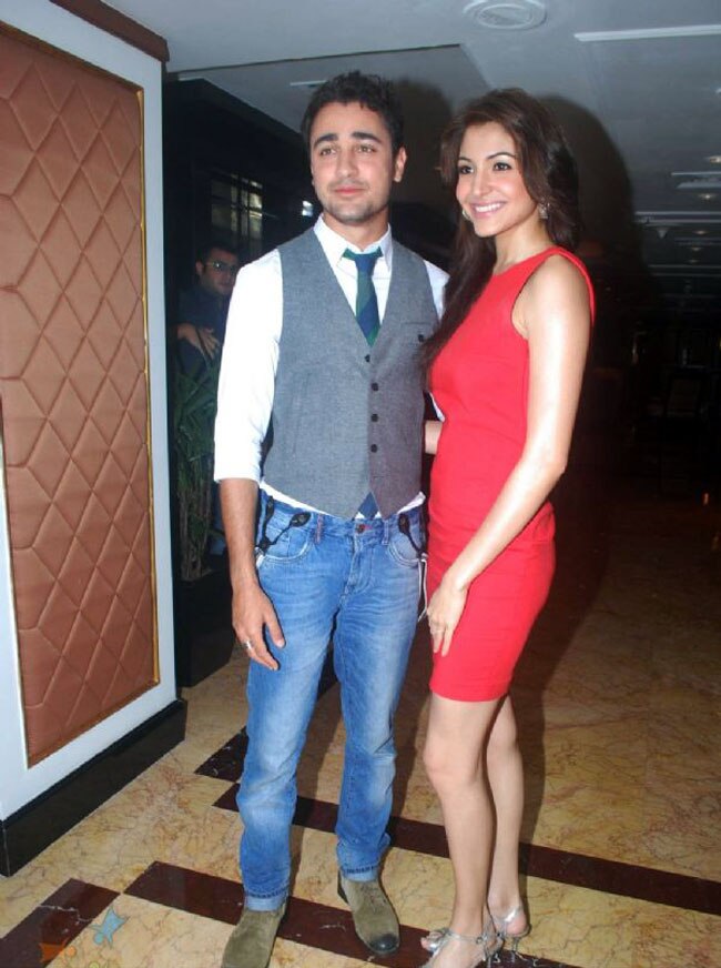 बॉलीवुड में नई जोड़ि‍यों पर बड़े दांव | बॉलीवुड के GEN NXT