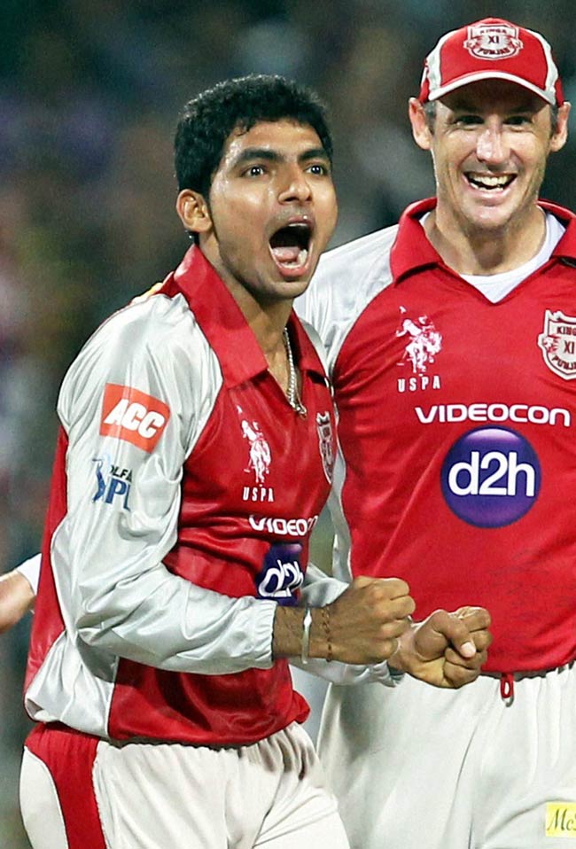 पंजाब ने कोलकाता को 2 रन से हराया