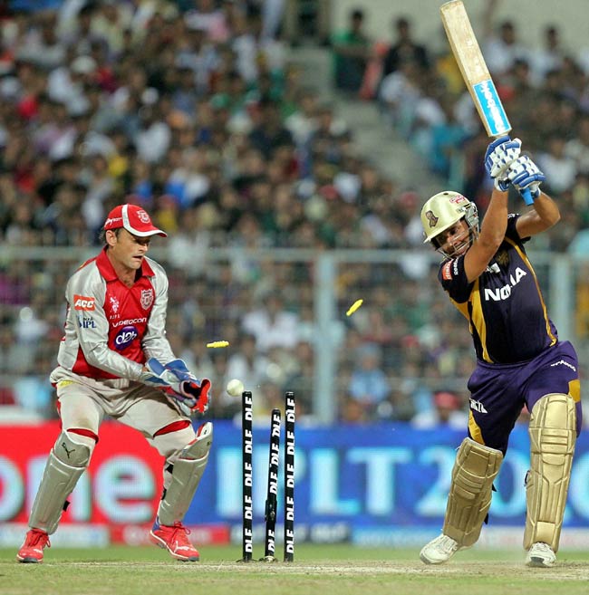 पंजाब ने कोलकाता को 2 रन से हराया