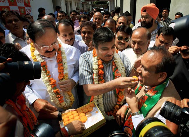 MCD चुनावः BJP ने मनाया जीत का जश्न  | परिणाम