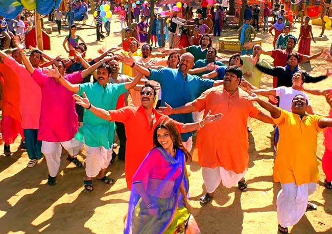 हो जाइए 'बोल बच्चन' के लिए तैयार | 2011 की हिट फिल्‍में