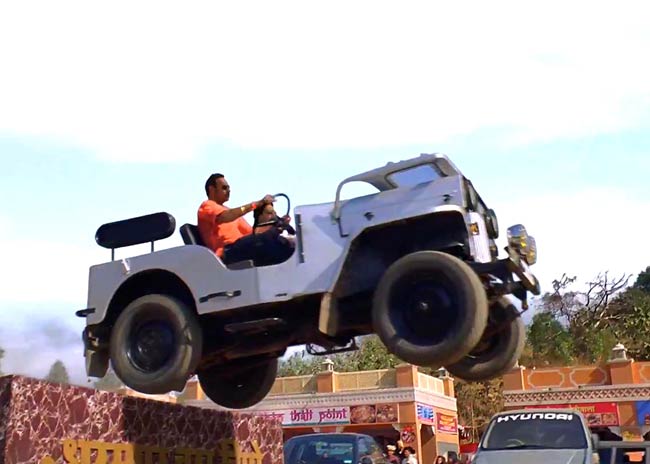 हो जाइए 'बोल बच्चन' के लिए तैयार | 2011 की हिट फिल्‍में