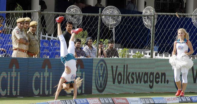 रोमांचक मुकाबले में राजस्‍थान ने डेक्‍कन को हराया