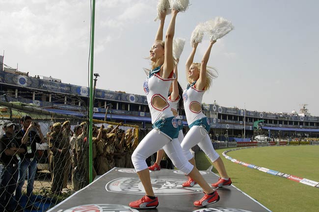 रोमांचक मुकाबले में राजस्‍थान ने डेक्‍कन को हराया