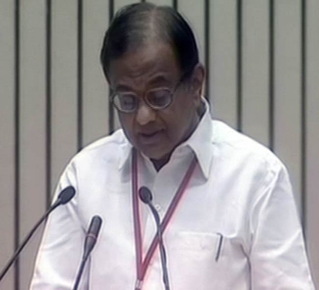 16 अप्रैल 2012: तस्‍वीरों में देखें दिनभर की बड़ी खबरें | पढ़ें