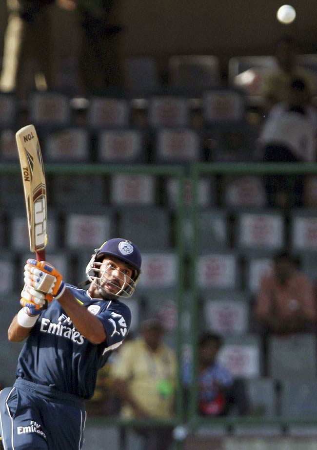 पीटरसन का शतक, दिल्‍ली डेयरडेविल्स जीता