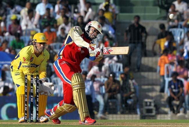 IPL 5: चेन्नई ने किया बैंगलोर को 'चारों खाने चित'