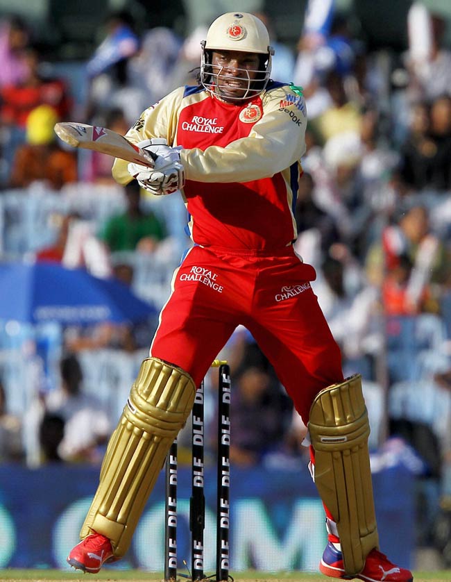 IPL 5: चेन्नई ने किया बैंगलोर को 'चारों खाने चित'