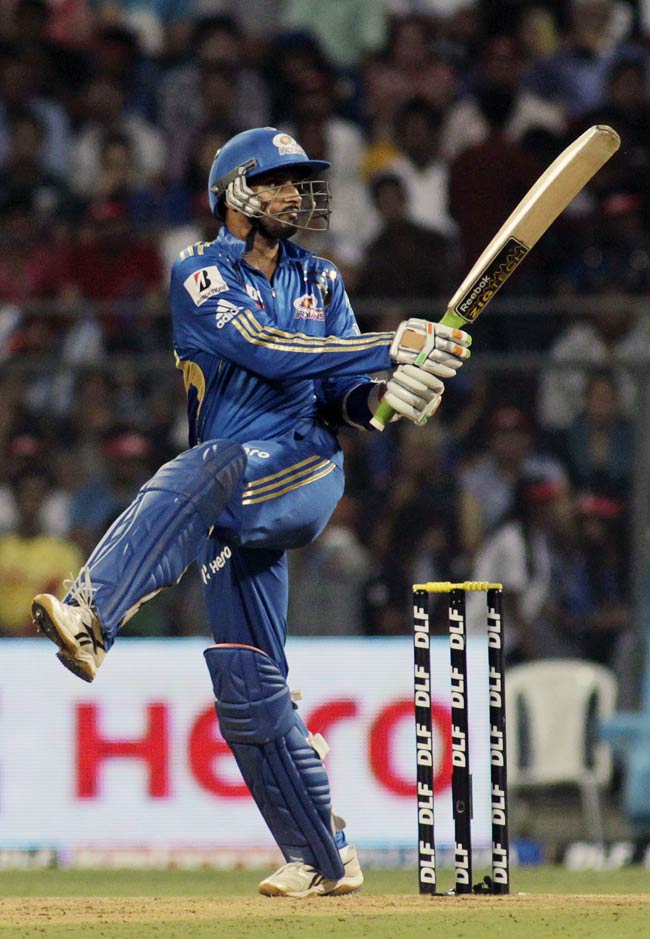 दिल्‍ली ने मुंबई को 7 विकेट से हराया