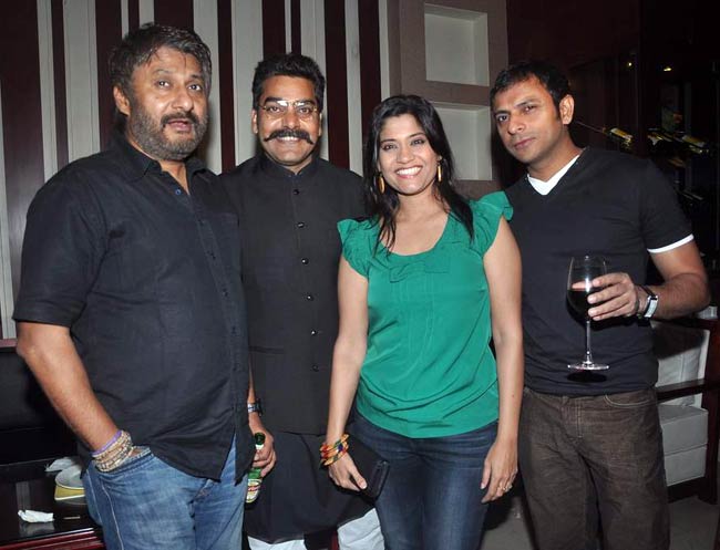 'हेट स्टोरी' की 'सक्सेस पार्टी' में सितारे | हॉट पाउली दाम