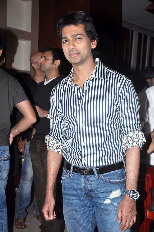 'हेट स्टोरी' की 'सक्सेस पार्टी' में सितारे | हॉट पाउली दाम