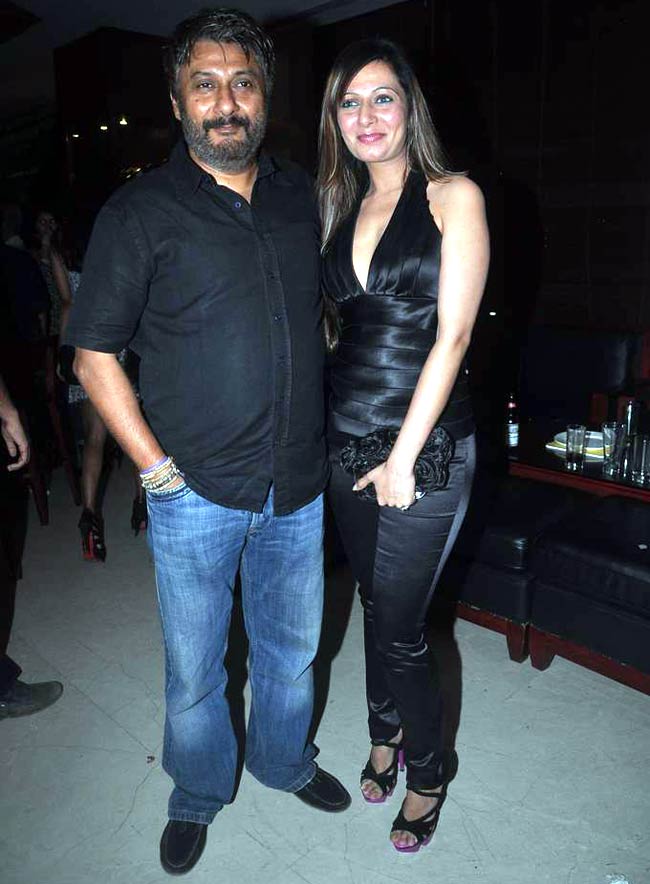 'हेट स्टोरी' की 'सक्सेस पार्टी' में सितारे | हॉट पाउली दाम