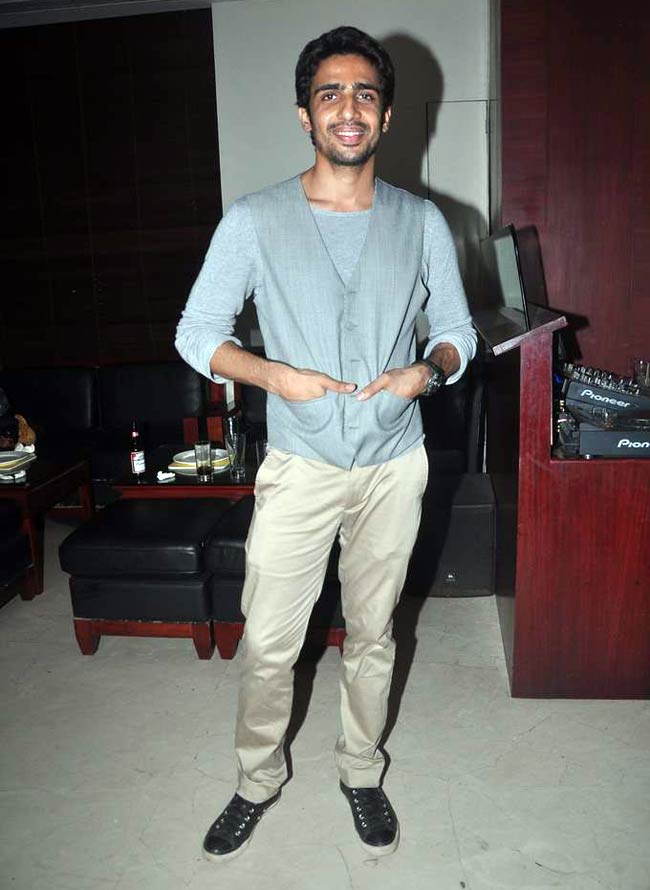 'हेट स्टोरी' की 'सक्सेस पार्टी' में सितारे | हॉट पाउली दाम