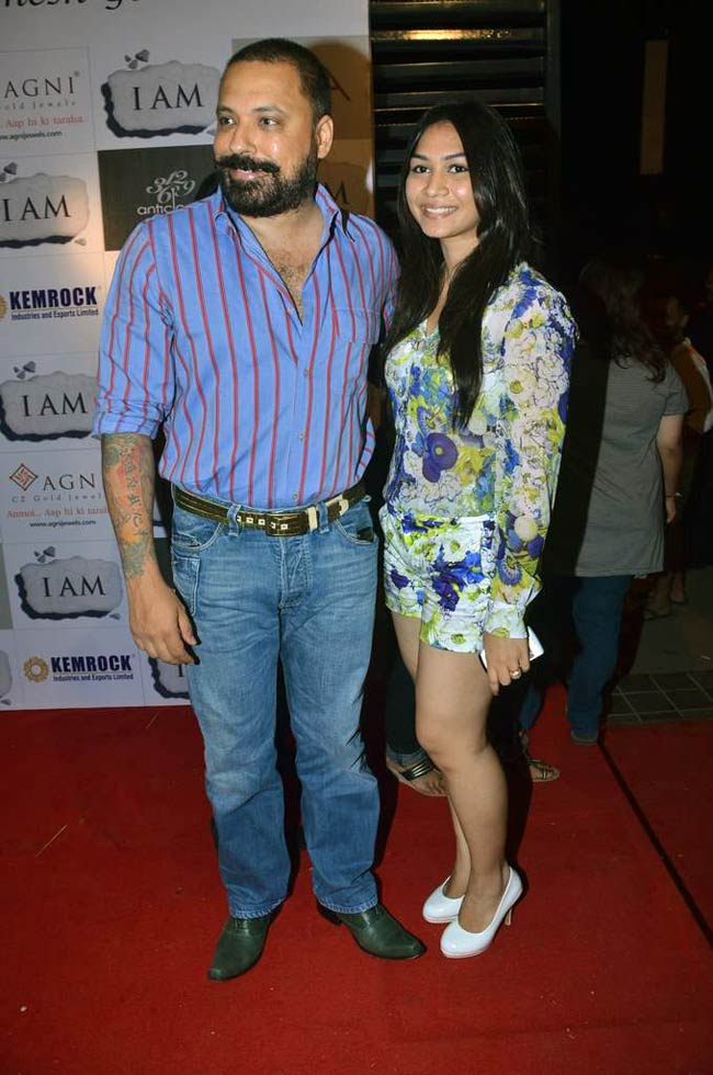 'आई एम शी' की सक्सेस पार्टी | हॉट पाउली दाम