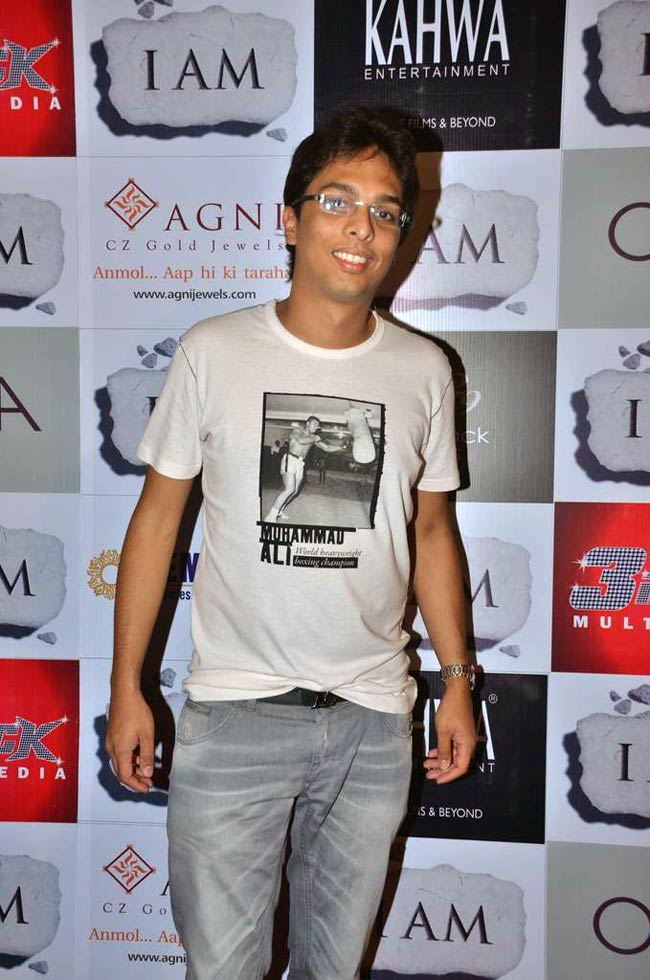 'आई एम शी' की सक्सेस पार्टी | हॉट पाउली दाम