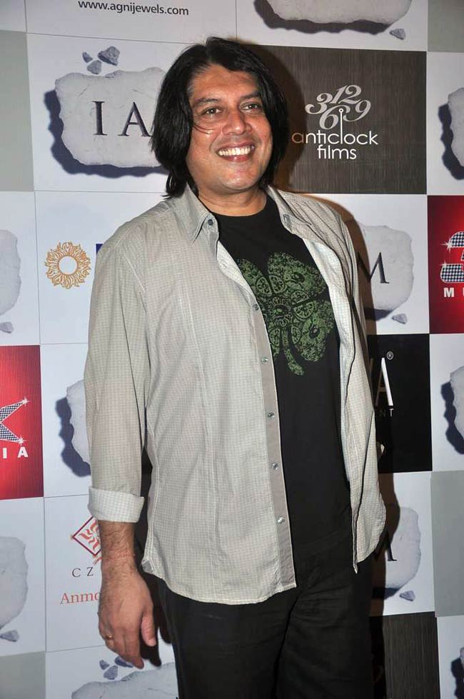 'आई एम शी' की सक्सेस पार्टी | हॉट पाउली दाम