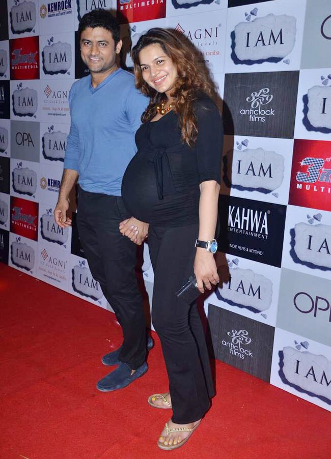 'आई एम शी' की सक्सेस पार्टी | हॉट पाउली दाम