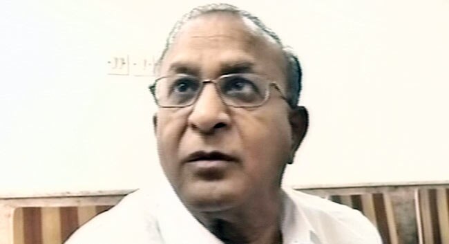 02 अप्रैल 2012: तस्वीरों में देखें दिनभर की बड़ी खबरें | पढ़ें