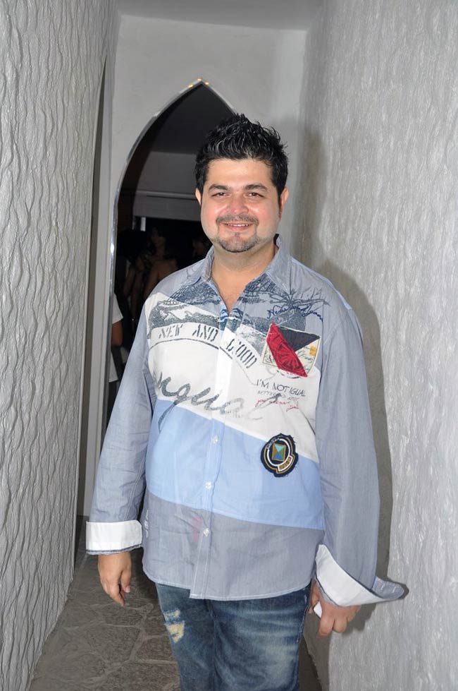 कलिस्ता स्पा के लॉन्‍च पर सितारे...  | सोनाक्षी के जलवे