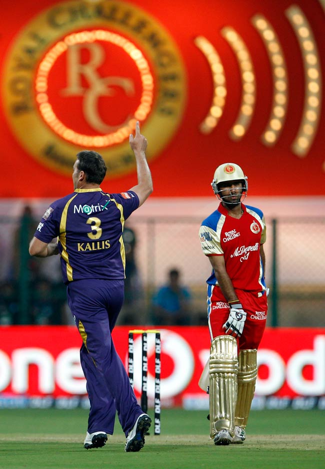 कोलकाता की पहली जीत में चमके गंभीर