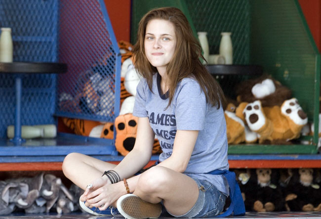 मदहोश करने वाली है क्रिस्टीन की हर अदा | पेटा व सुंदरियां