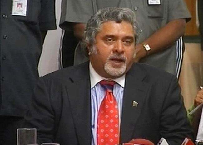 03 अप्रैल 2012: तस्वीरों में देखें दिनभर की बड़ी खबरें | पढ़ें