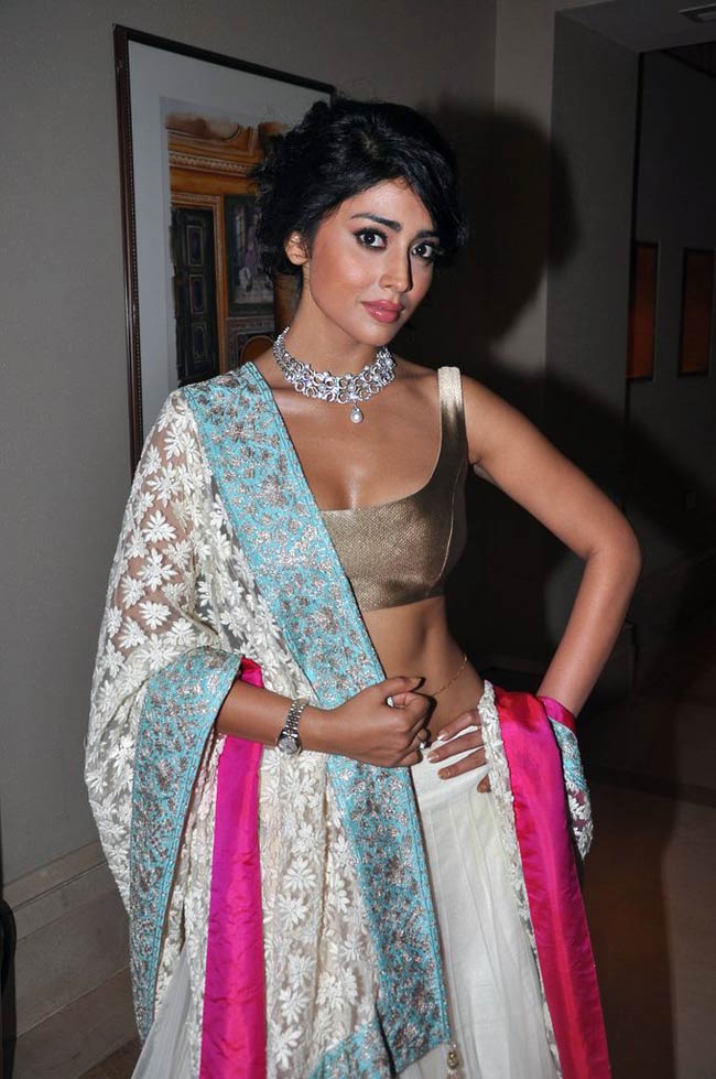 मनीष के शो में खूबसूरती का मेला | स्टाइलिश हसीनाएं