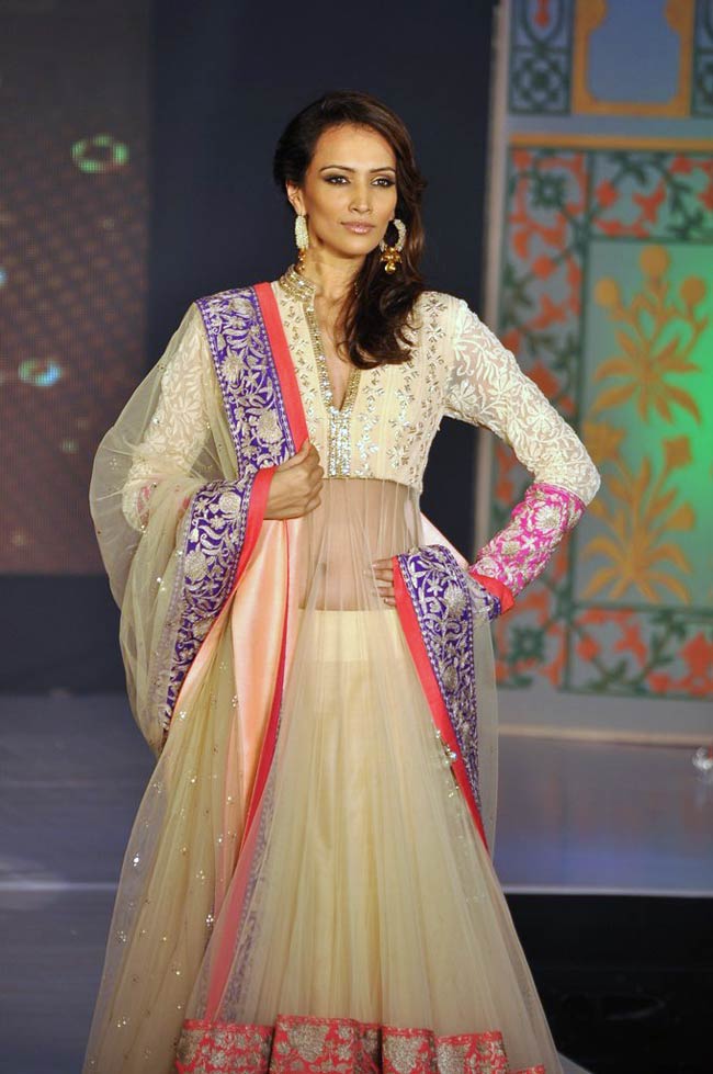 तस्‍वीरों में बीते सप्‍ताह बॉलीवुड की खास हलचल