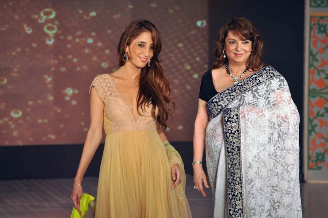 मनीष के शो में खूबसूरती का मेला | स्टाइलिश हसीनाएं