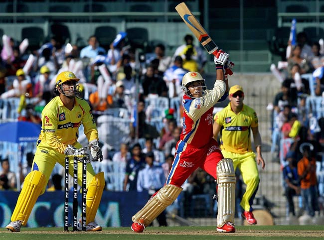 IPL 5: चेन्नई ने किया बैंगलोर को 'चारों खाने चित'