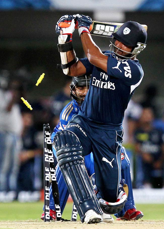 रोमांचक मुकाबले में 5 विकेट से जीती मुंबई