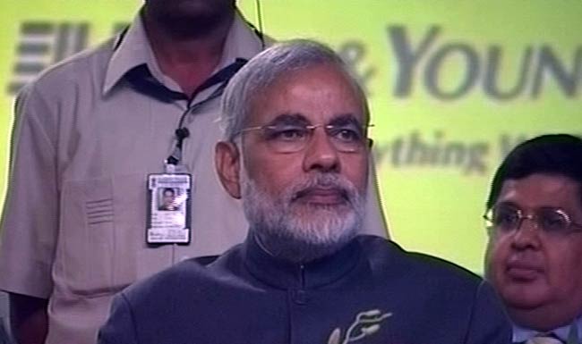 15 अप्रैल 2012: तस्‍वीरों में देखें दिनभर की बड़ी खबरें | पढ़ें