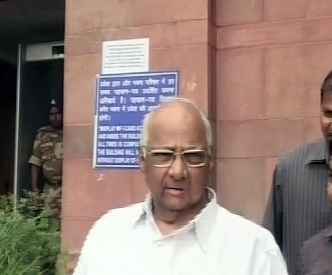 22 अप्रैल 2012: तस्‍वीरों में देखें दिनभर की बड़ी खबरें | पढ़ें