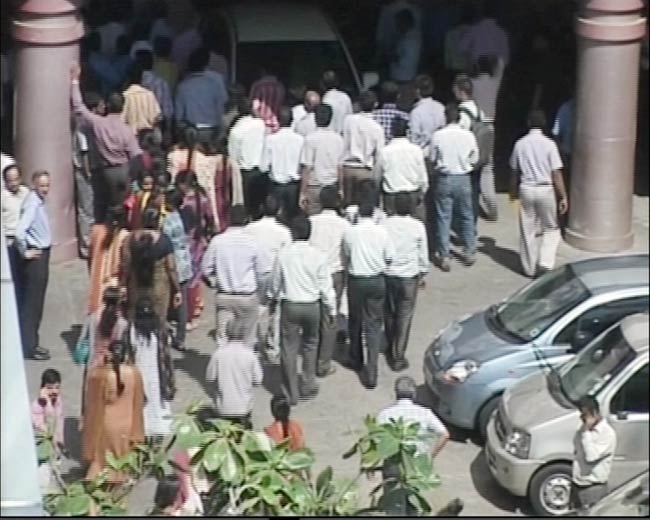 इं‍डोनेशिया-भारत में भूकंप से दशहत | सुनामी से तबाही