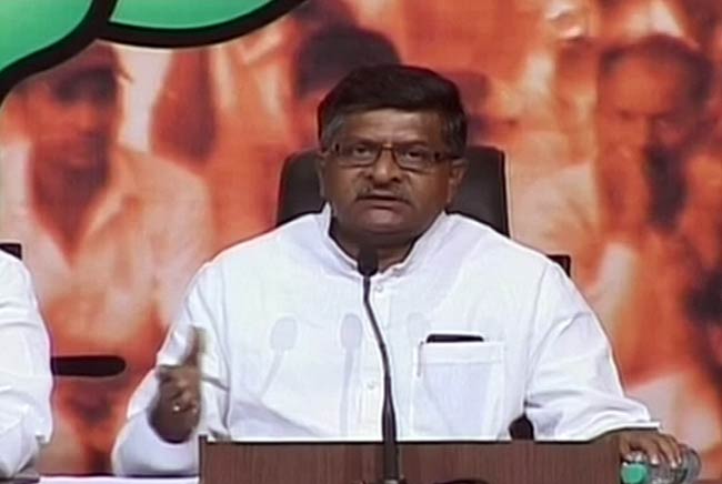 10 अप्रैल 2012: तस्‍वीरों में देखें दिनभर की बड़ी खबरें | पढ़ें