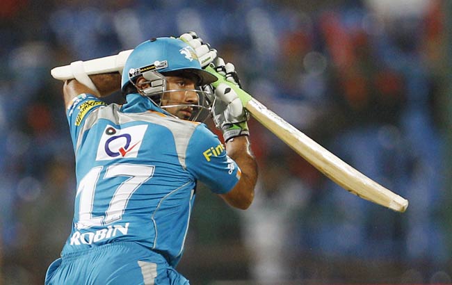 बैंगलोर ने पुणे को 6 विकेट से हराया