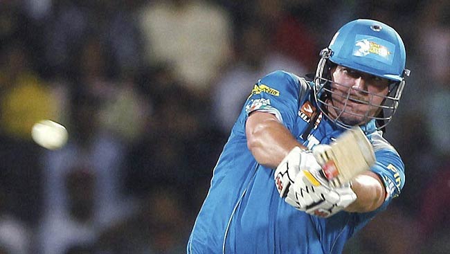 21 अप्रैल 2012: तस्‍वीरों में देखें दिनभर की बड़ी खबरें | पढ़ें