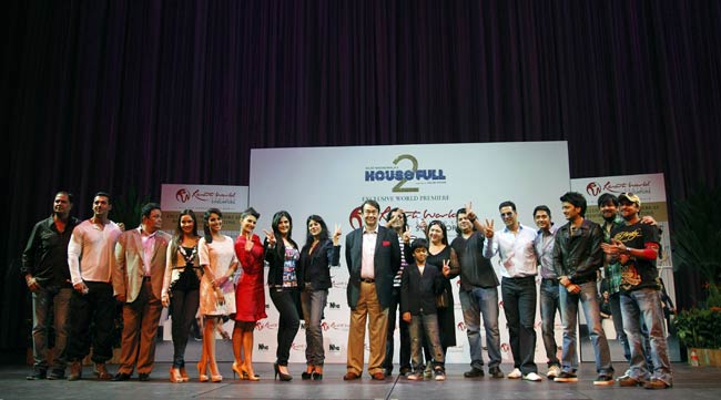 फिल्म ' हाउसफुल 2' का प्रीमियर | सनी लियोन