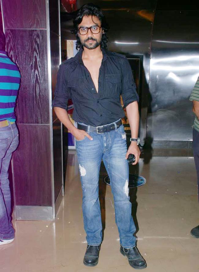 फिल्म 'तेज' की स्‍पेशल स्‍क्रीनिंग पर पहुंचे सितारे