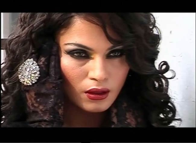 वीना मलिक का हॉट फोटोशूट... |  देखें विवादित फोटो