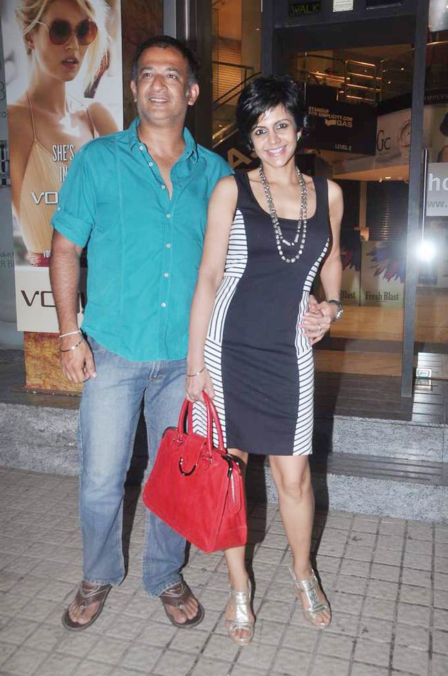 'विकी डोनर' की स्पेशल स्क्रीनिंग पर सितारे | रैंप पर सितारे