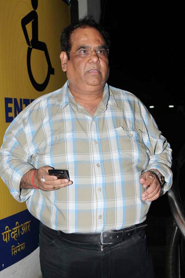 'विकी डोनर' की स्पेशल स्क्रीनिंग पर सितारे | रैंप पर सितारे