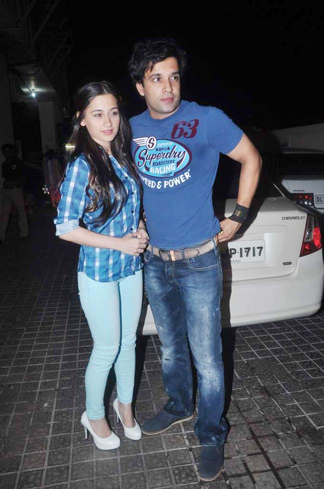 'विकी डोनर' की स्पेशल स्क्रीनिंग पर सितारे | रैंप पर सितारे