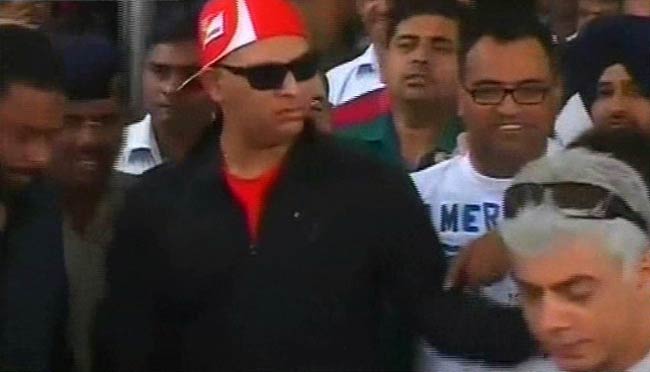 युवराज सिंह की हुई टीम में वापसी | युवी को कैंसर