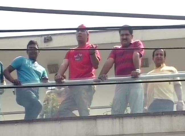 युवराज सिंह की हुई टीम में वापसी | युवी को कैंसर